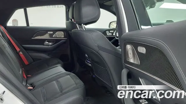 Mercedes-Benz GLE-Class — Фото автомобиля 10