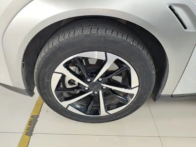 GAC Aion Y — Фото автомобиля 22