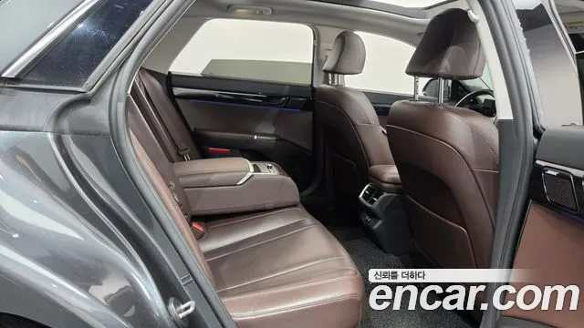 Hyundai Grandeur GN7 — Фото автомобиля 18