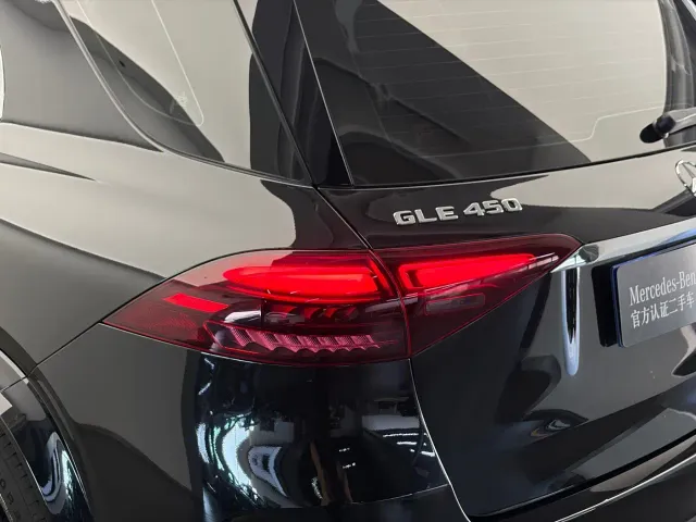 Mercedes-Benz GLE-Class — Фото автомобиля 18
