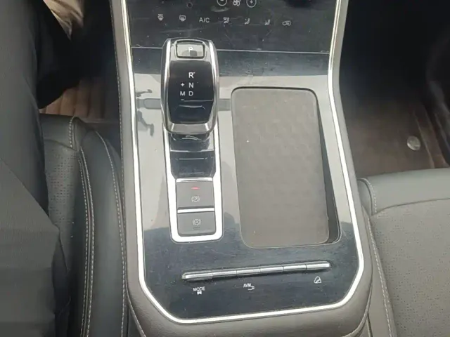 Chery Tiggo 8 — Фото автомобиля 13