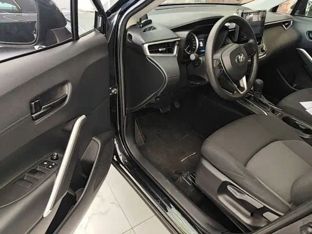 Toyota Frontlander 2022 2.0L CVT Elite — Фото автомобиля 15