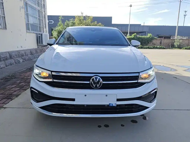 Volkswagen Bora — Фото автомобиля 2
