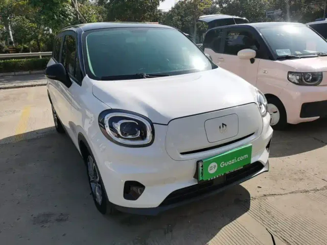 Leapmotor T03 — Фото автомобиля 3