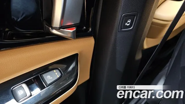 Kia Carnival 4th Gen — Фото автомобиля 25