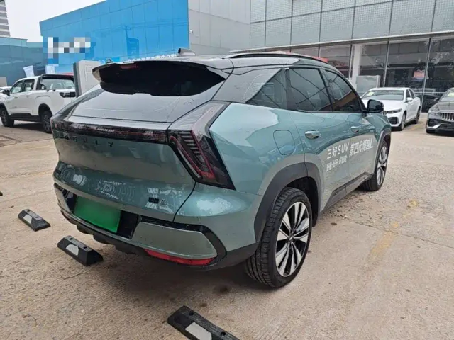 Geely Boyue L 2025 4th Gen 1.5TD DCT Splendor — Фото автомобиля 6