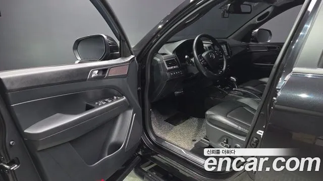 KG_Mobility_Ssangyong Rexton Новый Rexton Sport Khan Дизель 2.2 4WD — Фото автомобиля 10