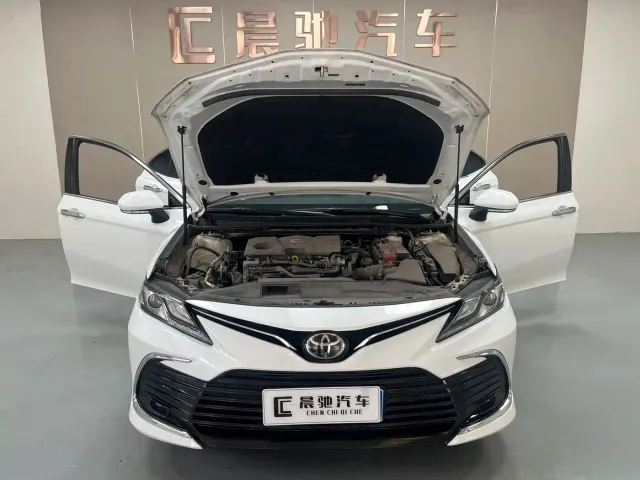 Toyota Camry — Фото автомобиля 15