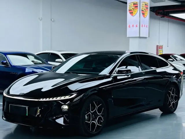 Фотография автомобиля — Changan Qiyuan A07