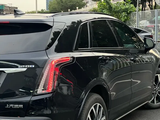 Cadillac XT5 — Фото автомобиля 8