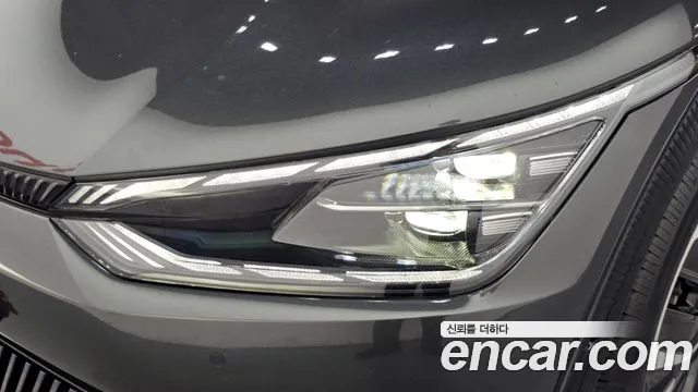 Kia EV6 — Фото автомобиля 22