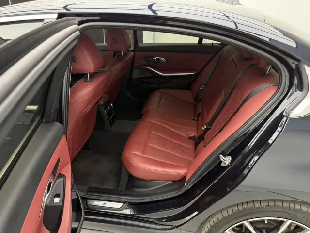 BMW 3 Series — Фото автомобиля 8
