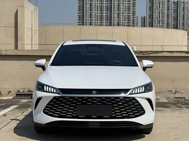 BYD Qin PLUS — Фото автомобиля 2