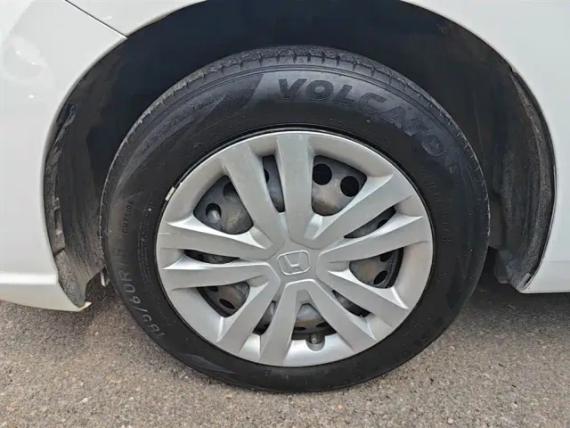 Honda Fit — Фото автомобиля 22