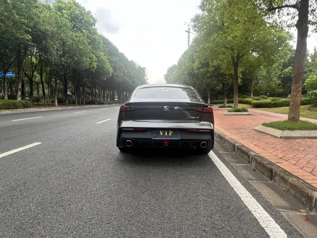 Changan UNI-V — Фото автомобиля 5