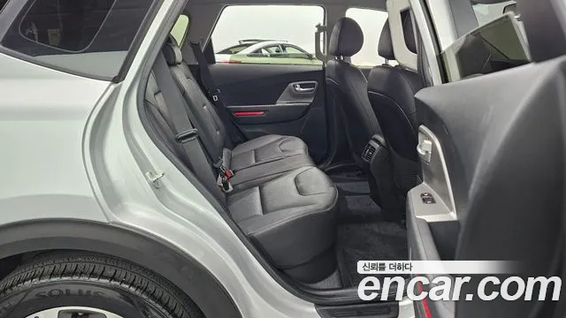 Kia Niro — Фото автомобиля 17