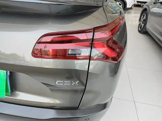 Citroen C5 X — Фото автомобиля 7