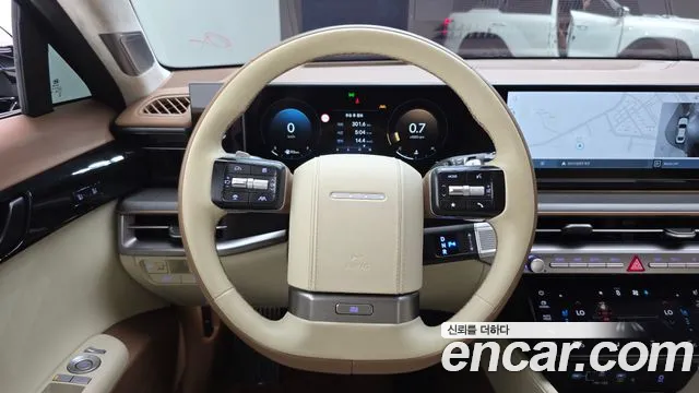 Hyundai Grandeur Grandeur (GN7) 2.5 Бензин 2WD — Фото автомобиля 12