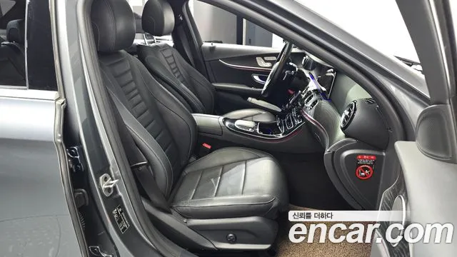 Mercedes-Benz E-Class W213 — Фото автомобиля 16
