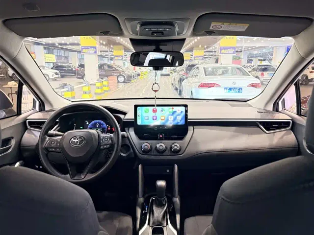 Toyota Corolla Cross — Фото автомобиля 8