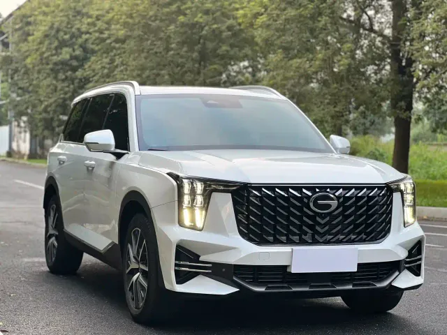 GAC Trumpchi GS8 — Фото автомобиля 4