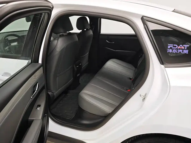 BYD Qin PLUS — Фото автомобиля 17
