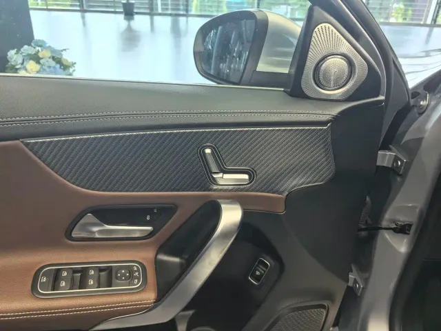 Mercedes-Benz A-Class — Фото автомобиля 7
