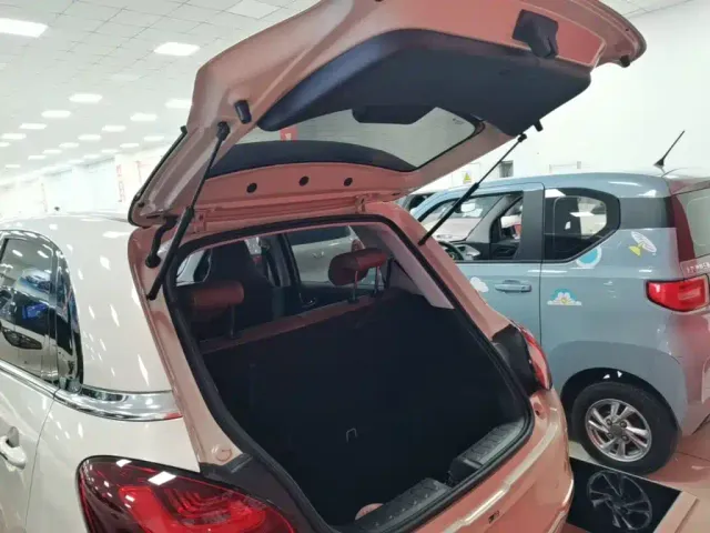 Wuling Bingo — Фото автомобиля 18