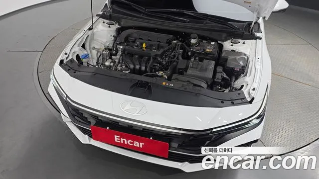Hyundai AVANTE Новый Avante (CN7) — Фото автомобиля 6