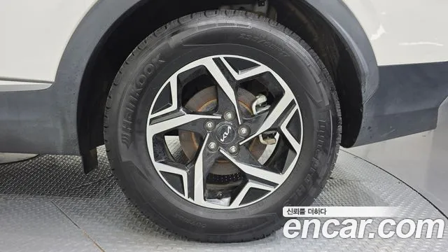Kia Sportage Sportage 5-е поколение Дизель 2.0 2WD — Фото автомобиля 7