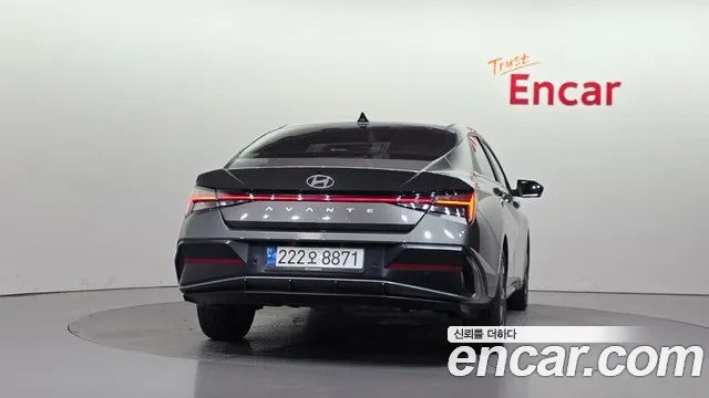 Hyundai AVANTE Новый Avante (CN7) — Фото автомобиля 4