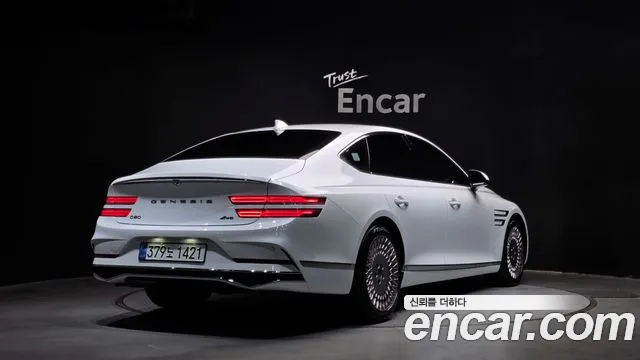 Genesis G80 Бензин 2.5 турбо AWD — Фото автомобиля 2
