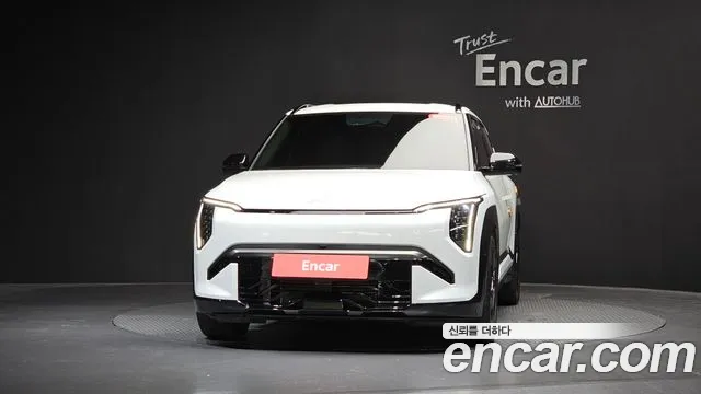 Kia EV3 — Фото автомобиля 2