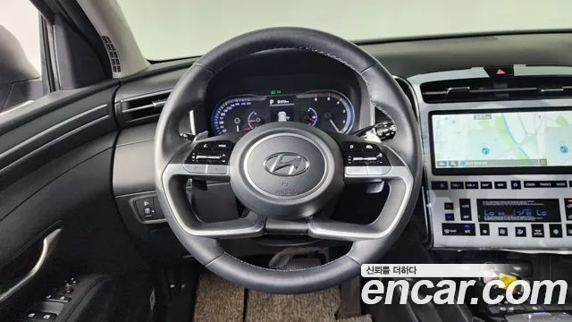 Hyundai Tucson Tucson (NX4) Дизель 2.0 2WD — Фото автомобиля 14