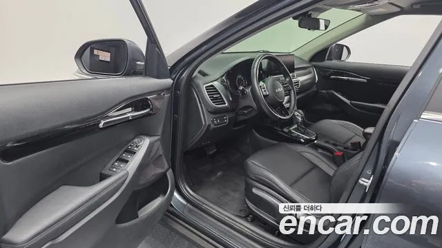 Kia Seltos Seltos Бензин 1.6 турбо 2WD — Фото автомобиля 10