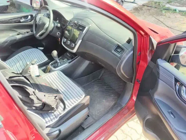 Nissan Tiida — Фото автомобиля 10