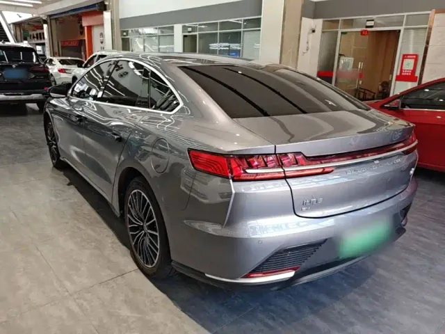 BYD Han — Фото автомобиля 4