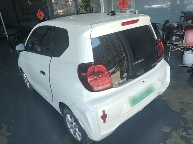 Roewe Clever — Фото автомобиля 4