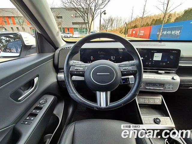Hyundai Kona SX2 — Фото автомобиля 11