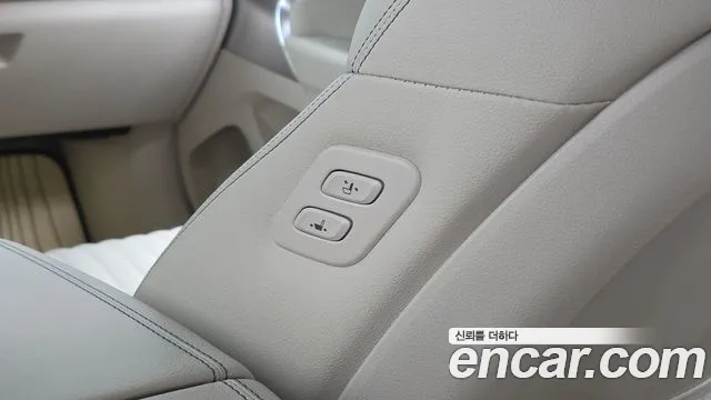 Genesis G70 New — Фото автомобиля 21