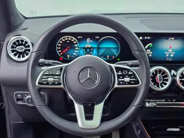 Mercedes-Benz GLB-Class — Фото автомобиля 19