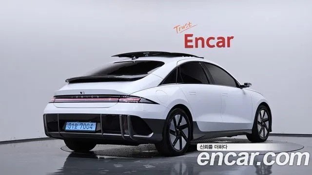 Hyundai Ioniq 6 — Фото автомобиля 2