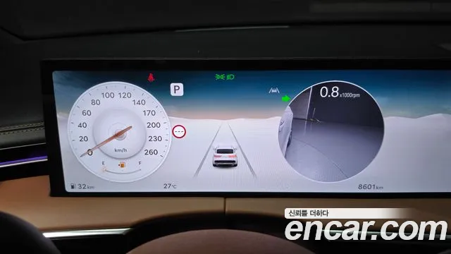 Genesis GV70 — Фото автомобиля 11