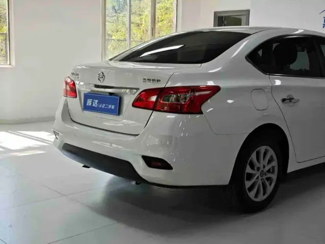 Nissan Sylphy — Фото автомобиля 17
