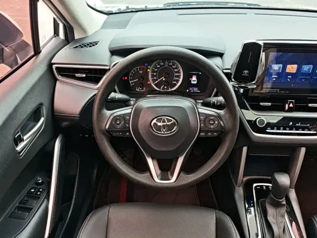 Toyota Frontlander — Фото автомобиля 10