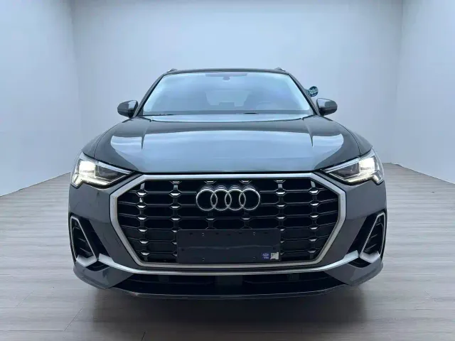 Audi Q3 — Фото автомобиля 3