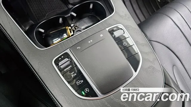 Mercedes-Benz CLS-Class — Фото автомобиля 25