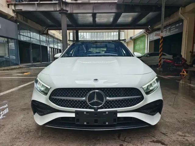 Mercedes-Benz A-Class — Фото автомобиля 2