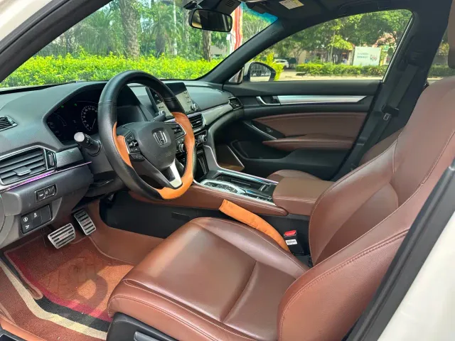 Honda Inspire — Фото автомобиля 4