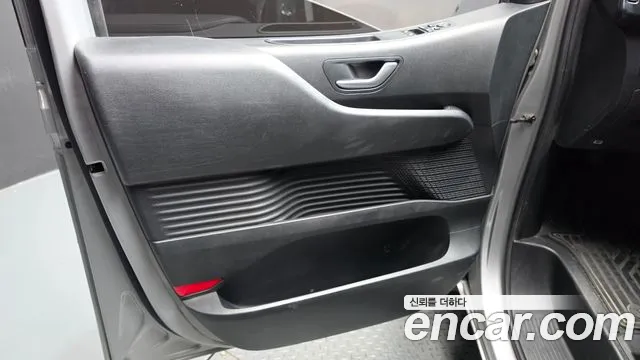 Hyundai Staria — Фото автомобиля 13